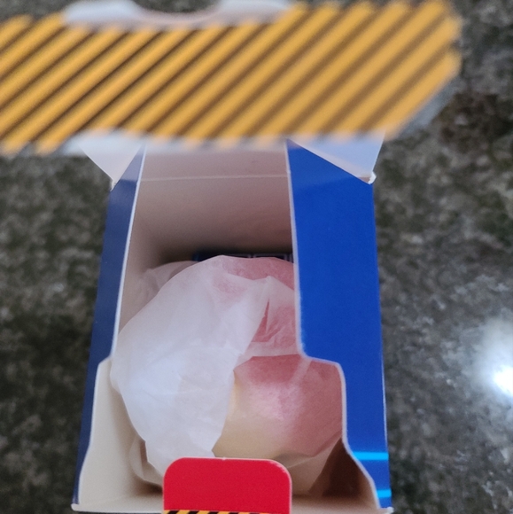 McDonald's x Illumination's Despicable Me 4 Phil the Minion Figure - Picture 3 of 5